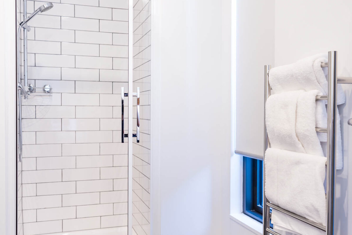 The O'Sullivan Suite for Village Accommodation Group, Wellington NZ.  Photo credit: Stephen A’Court.  COPYRIGHT ©Stephen A’Court