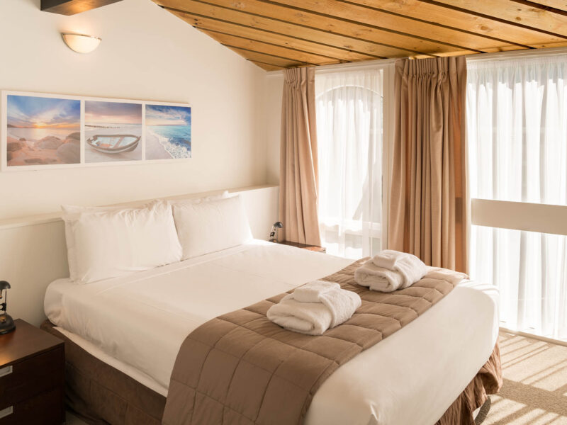 For Village Accommodation Group.  Photo credit: Stephen A’Court.  COPYRIGHT ©Stephen A’Court