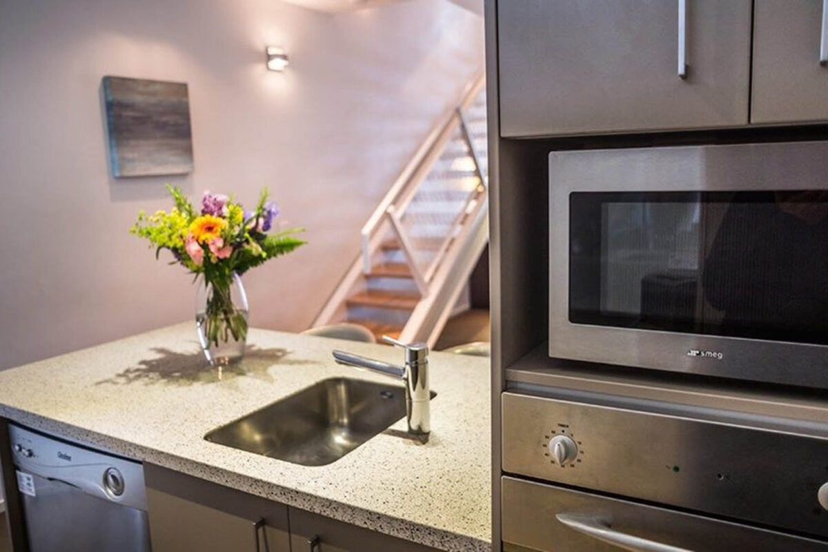 Kitchenette - Boulcott Suites 2 Bedroom Townhouse